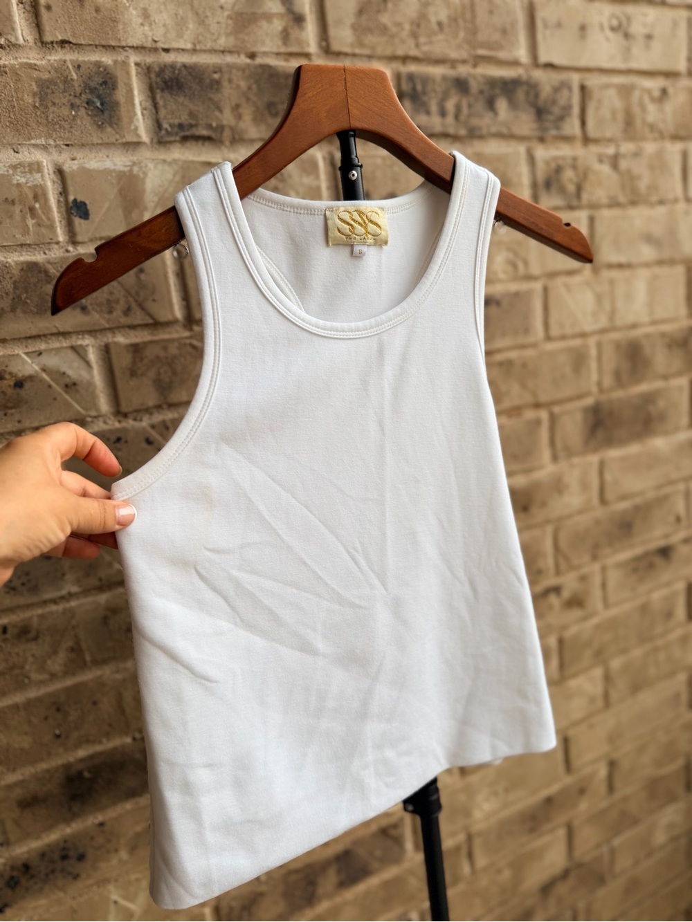 SSYS the label Women's White Racerback Tank - Sleek Everyday Layering size small - Picture 4 of 9